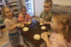 9a6a3090-9781-4206-a6f8-f23f3b2d68c6