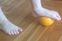 stopa-piłka